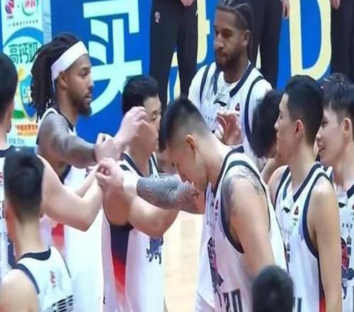 丁文一与诺,瑞斯半程领,约堡公开赛,星际娱乐,星际娱乐官网,星际娱乐官网玩家首选