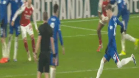 韦斯·布朗与前妻莱恩离婚，再遇人生伴侣