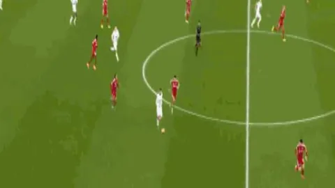 英超赛场狼队状态回升，专家期号推荐质合分析前区十码